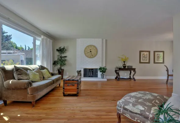 Skilled builders delivering personalized, high-quality custom home construction from concept to completion.